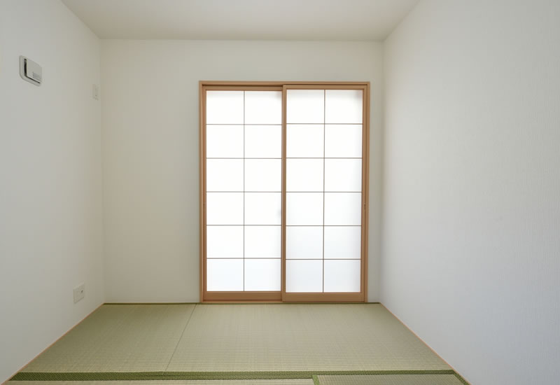 障子・カーテン・ブラインド・ロールスクリーン